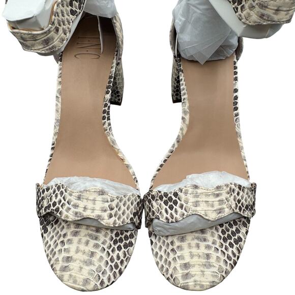 Inc‎ International Concepts Women Hadwin Scallop Snake Sandals Size 7M Open Toe - Picture 13 of 14